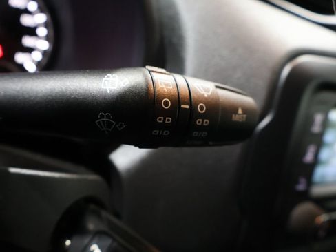 Used 2015 Jeep Renegade Trailhawk image 37