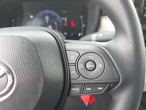 New 2026 Toyota Corolla Cross L image 16
