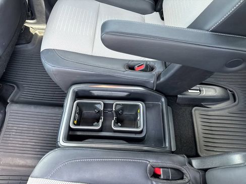 Used 2025 Lexus TX 500h AWD w/ Technology Package image 32