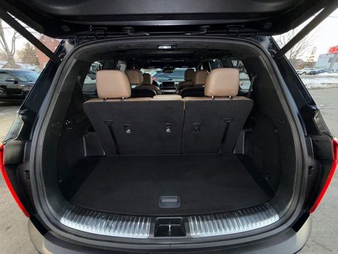 Certified 2021 Kia Telluride SX w/ SX Prestige Package image 28