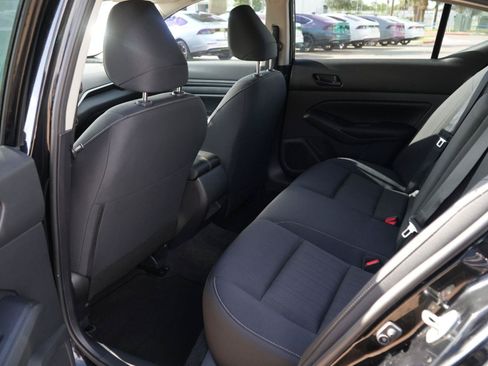 Used 2024 Nissan Altima 2.5 S FWD image 18