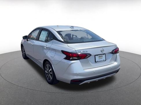 Used 2025 Nissan Versa SV FWD image 11