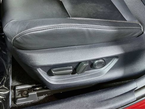 Certified 2025 Toyota Camry SE FWD image 17