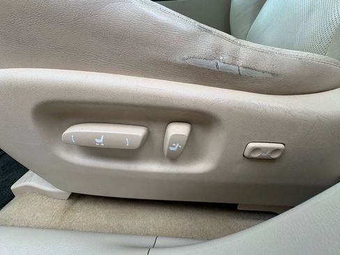 Used 2011 Lexus RX 350 2WD w/ Premium Pkg image 13