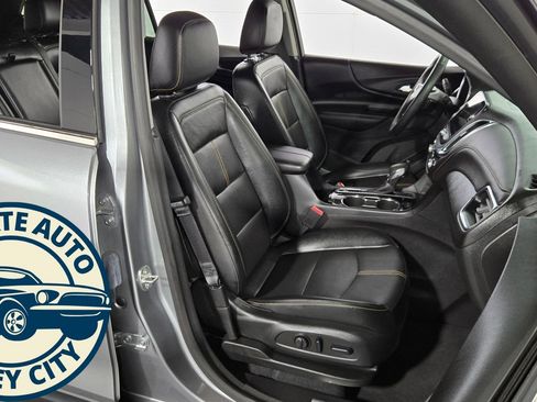 Used 2024 Chevrolet Equinox Premier AWD/4WD image 4