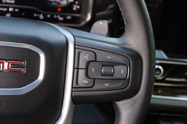 Used 2025 GMC Sierra 1500 Elevation w/ Elevation Premium Package AWD/4WD image 12