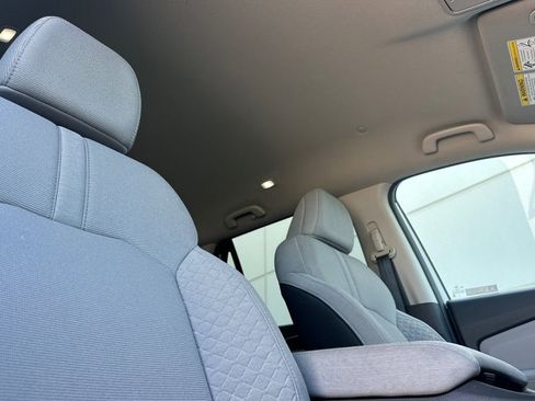 Used 2023 Honda Pilot LX image 15