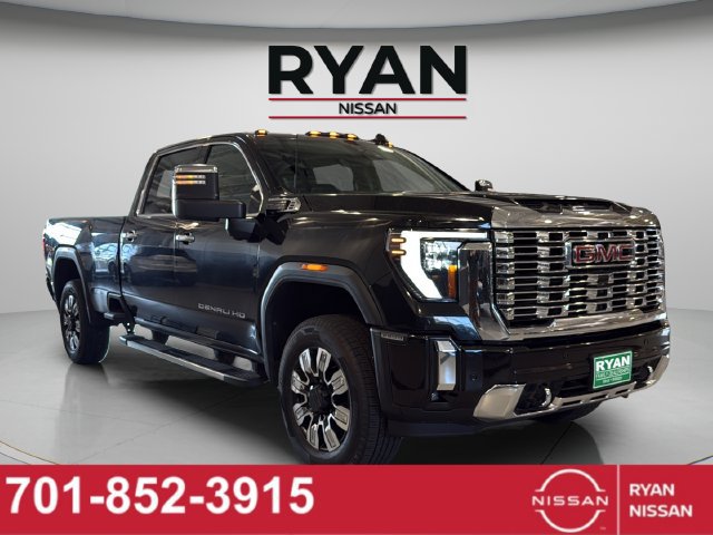 Used 2024 GMC Sierra 2500 Denali w/ Technology Package AWD/4WD image 1
