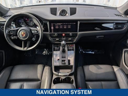 Used 2025 Porsche Macan Turbo AWD/4WD image 17