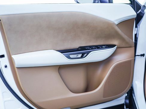 New 2026 Lexus RZ 350e 2WD image 22