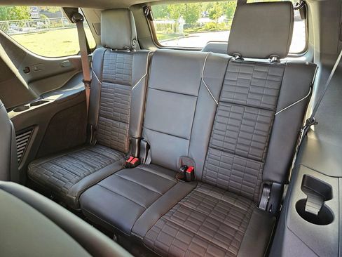 New 2026 Cadillac Escalade Platinum Luxury AWD/4WD image 18