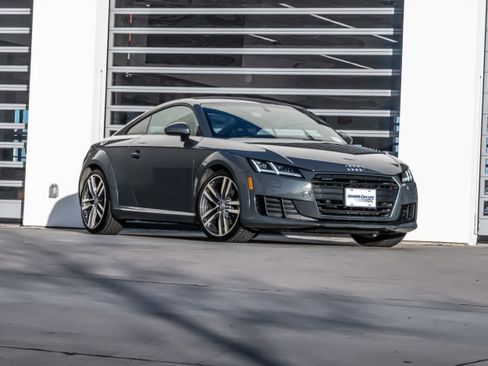 Used 2017 Audi TT 2.0T image 2