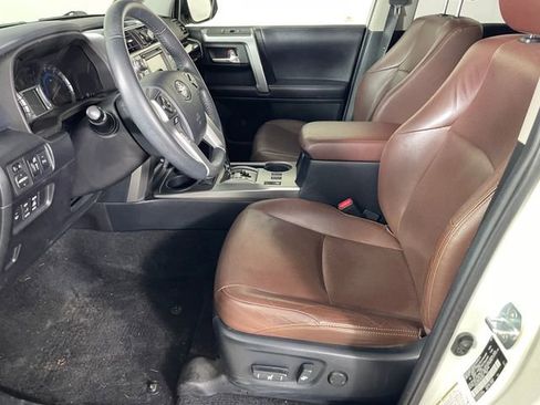 Used 2018 Toyota 4Runner Limited AWD/4WD image 2