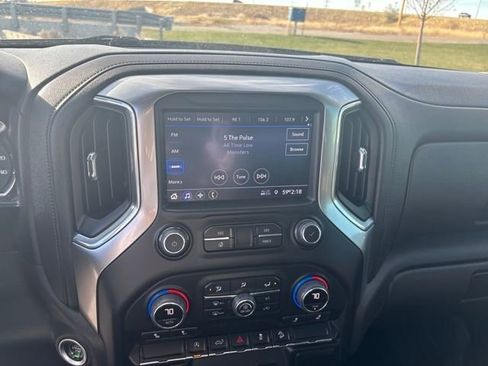 Certified 2021 Chevrolet Silverado 1500 RST w/ Diesel Off-Road Package image 19