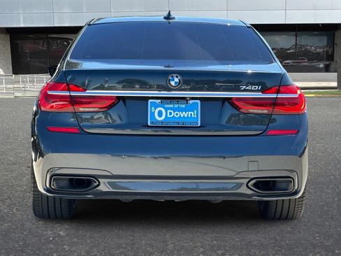 Used 2019 BMW 740i w/ Executive Package RWD image 8