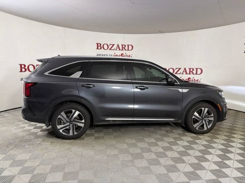 Used 2023 Kia Sorento EX AWD/4WD image 9