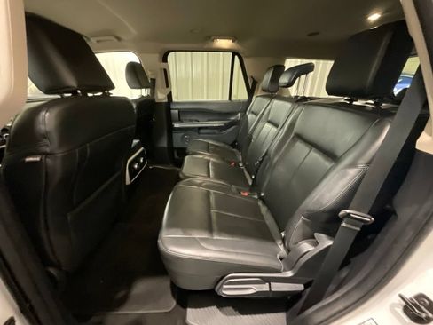 Used 2022 Ford Expedition XLT AWD/4WD image 11