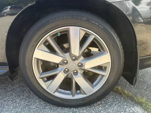 Used 2015 Nissan Pathfinder Platinum FWD image 46