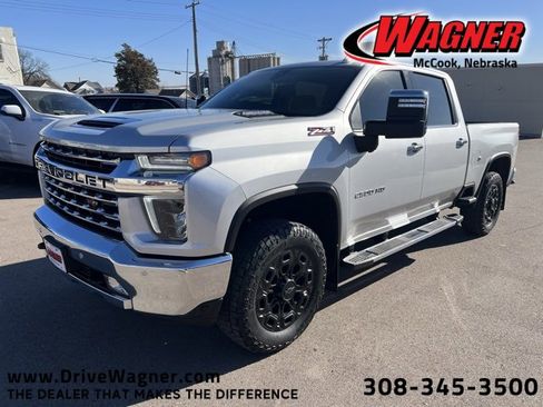 Used 2022 Chevrolet Silverado 2500 LTZ w/ LTZ Plus Package image 1