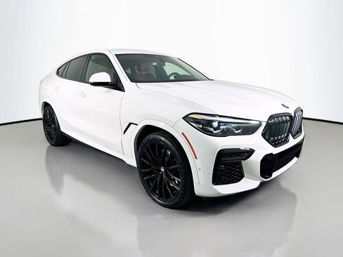 Used 2022 BMW X6 xDrive40i w/ M Sport Package image 7