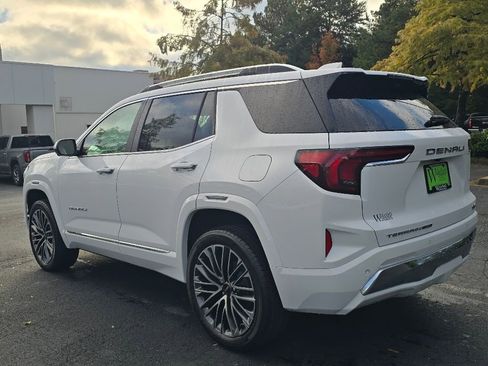 New 2026 GMC Terrain Denali image 17