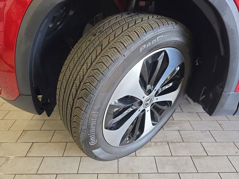 Certified 2025 Mercedes-Benz GLA 250 image 35