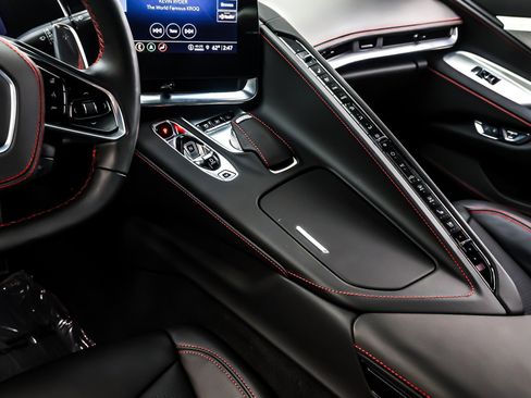 Used 2021 Chevrolet Corvette Stingray Premium Conv w/ 3LT image 6