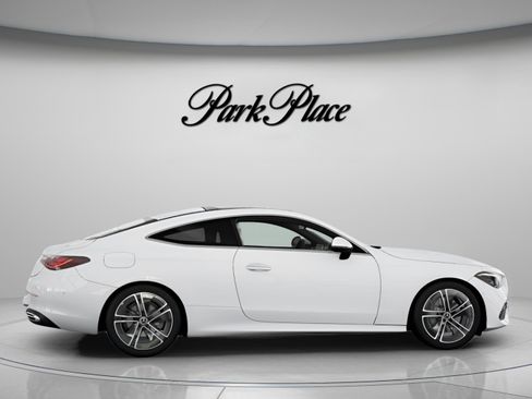 Certified 2026 Mercedes-Benz CLE 300 4MATIC Coupe image 25