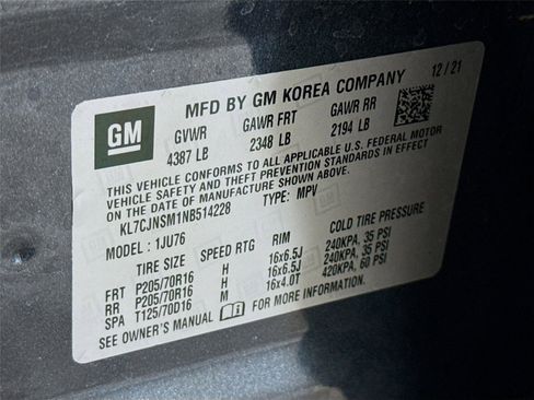 Used 2022 Chevrolet Trax LS w/ Tint and Cruise Package image 30