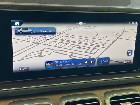 Used 2025 Mercedes-Benz GLE 350 4MATIC image 29