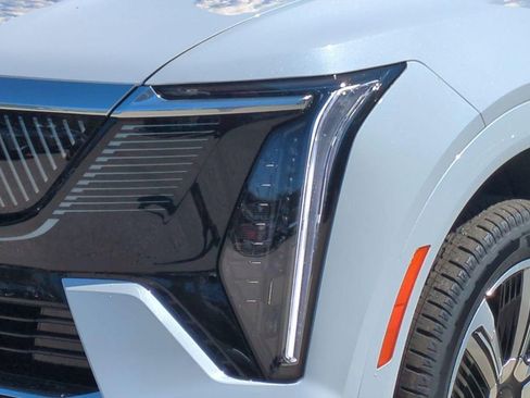 New 2026 Cadillac Escalade IQL Luxury AWD/4WD image 16