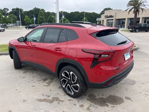 New 2026 Chevrolet Trax RS FWD image 4