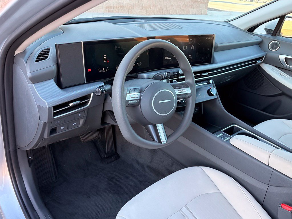 Used 2024 Hyundai Sonata SEL FWD image 12
