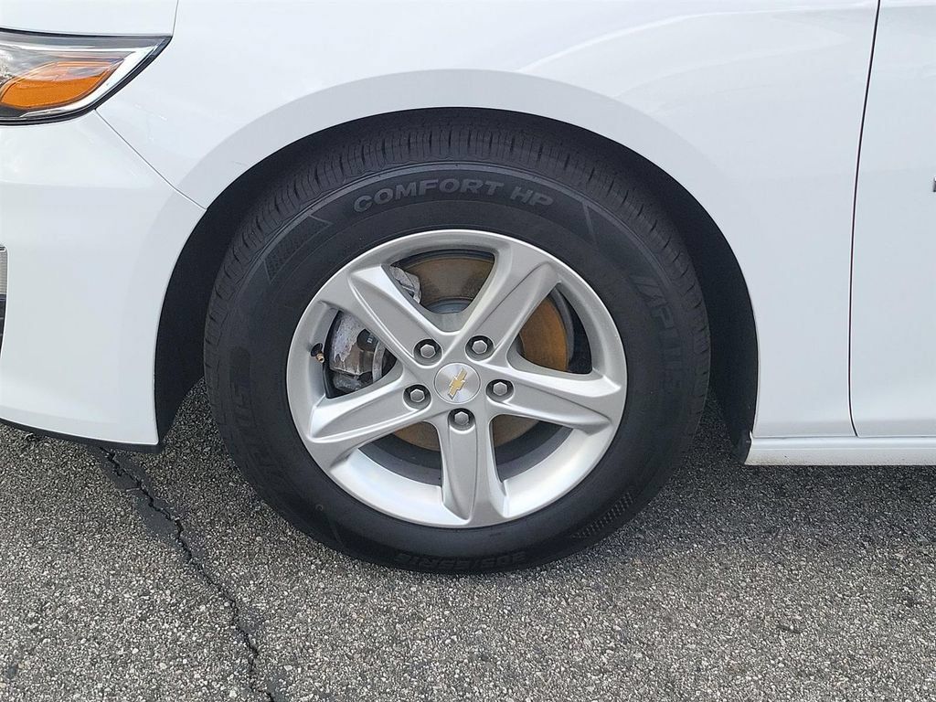 Certified 2024 Chevrolet Malibu LT FWD image 24