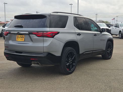 Used 2023 Chevrolet Traverse Premier w/ Redline Edition image 3
