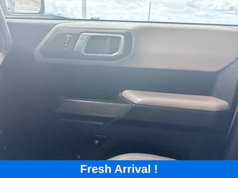 Used 2023 Ford Bronco Wildtrak AWD/4WD image 11