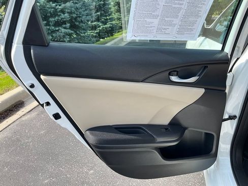 Used 2016 Honda Civic EX image 22