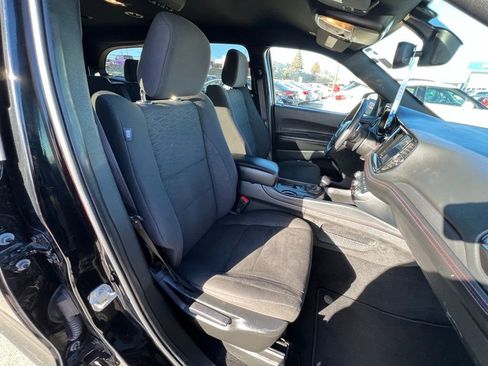 Used 2023 Dodge Durango GT image 31