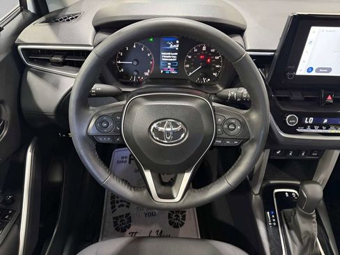Used 2024 Toyota Corolla Cross LE AWD/4WD image 21