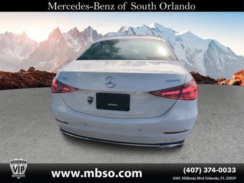 Certified 2024 Mercedes-Benz C 300 4MATIC Sedan image 17