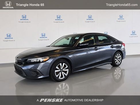 Used 2022 Honda Civic LX image 1