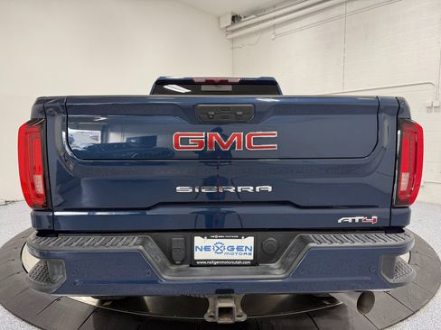 Used 2023 GMC Sierra 2500 AT4 image 6