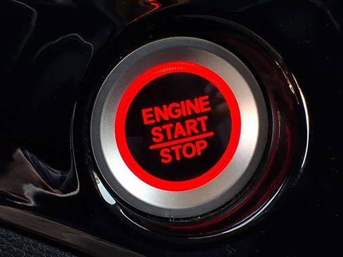 Used 2018 Honda Pilot Touring image 41