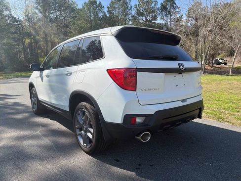 Used 2023 Honda Passport EX-L image 12