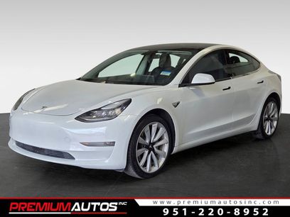 Used 2019 Tesla Model 3 Standard Range Plus