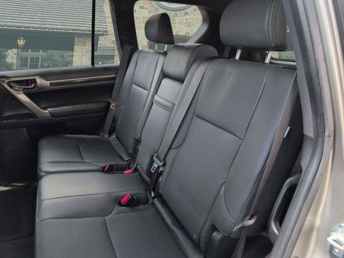 Certified 2021 Lexus GX 460 Premium w/ Premium Package AWD/4WD image 17