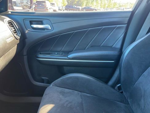 Used 2022 Dodge Charger Scat Pack RWD image 22