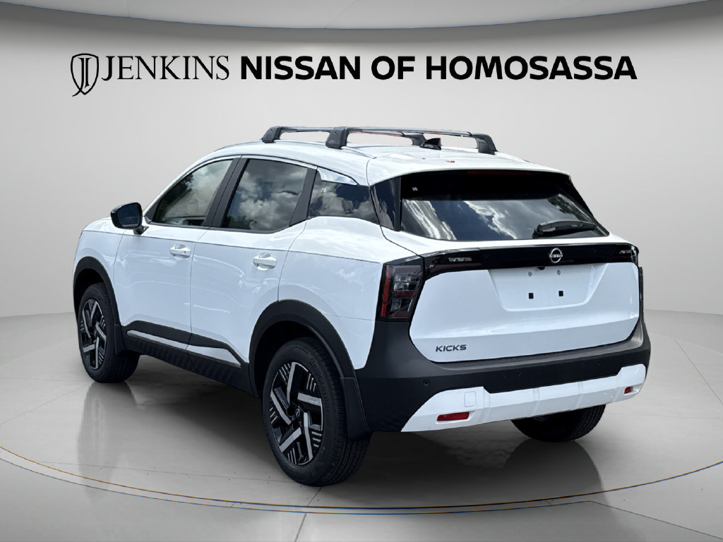 New 2026 Nissan Kicks SV w/ Cold Weather Package FWD image 10