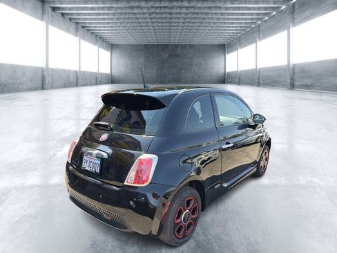Used 2017 FIAT 500 e FWD image 3
