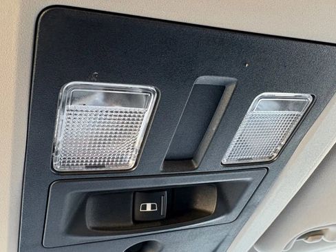 Used 2017 RAM 1500 Classic SLT image 27